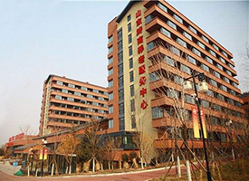 应用展示-高晶板_负离子生态硅晶板_医院集成吊顶_嵌入式隔帘轨道_医用隔帘_湖北星立方科技有限公司【官网】